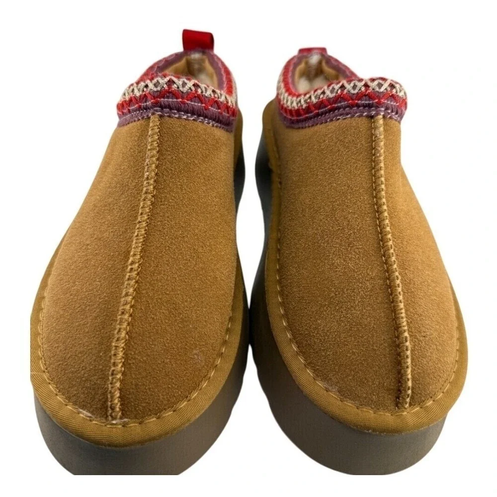 The Unbranded Brand stylish tan